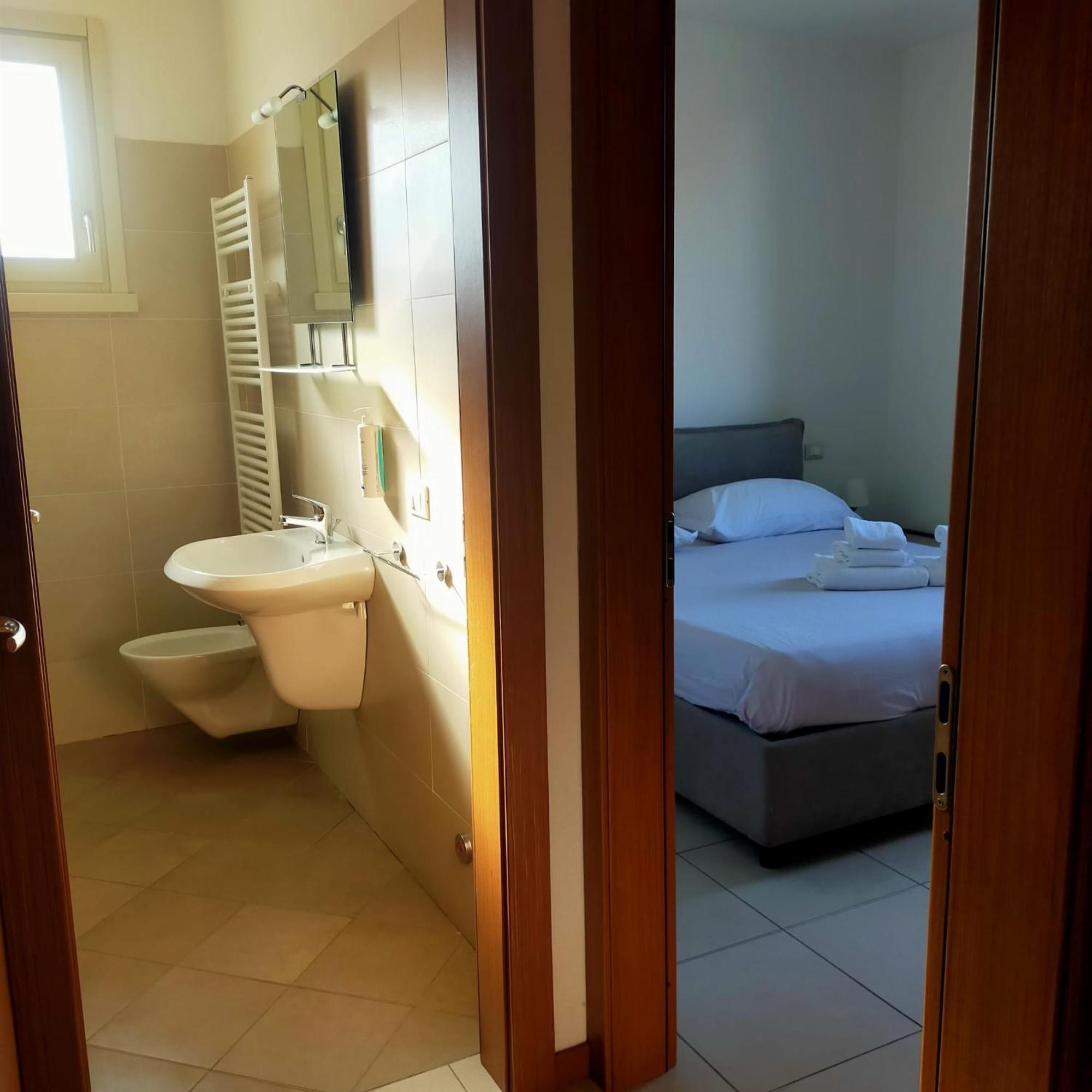 Residence Fiore Rosso Sirmione Chambre photo