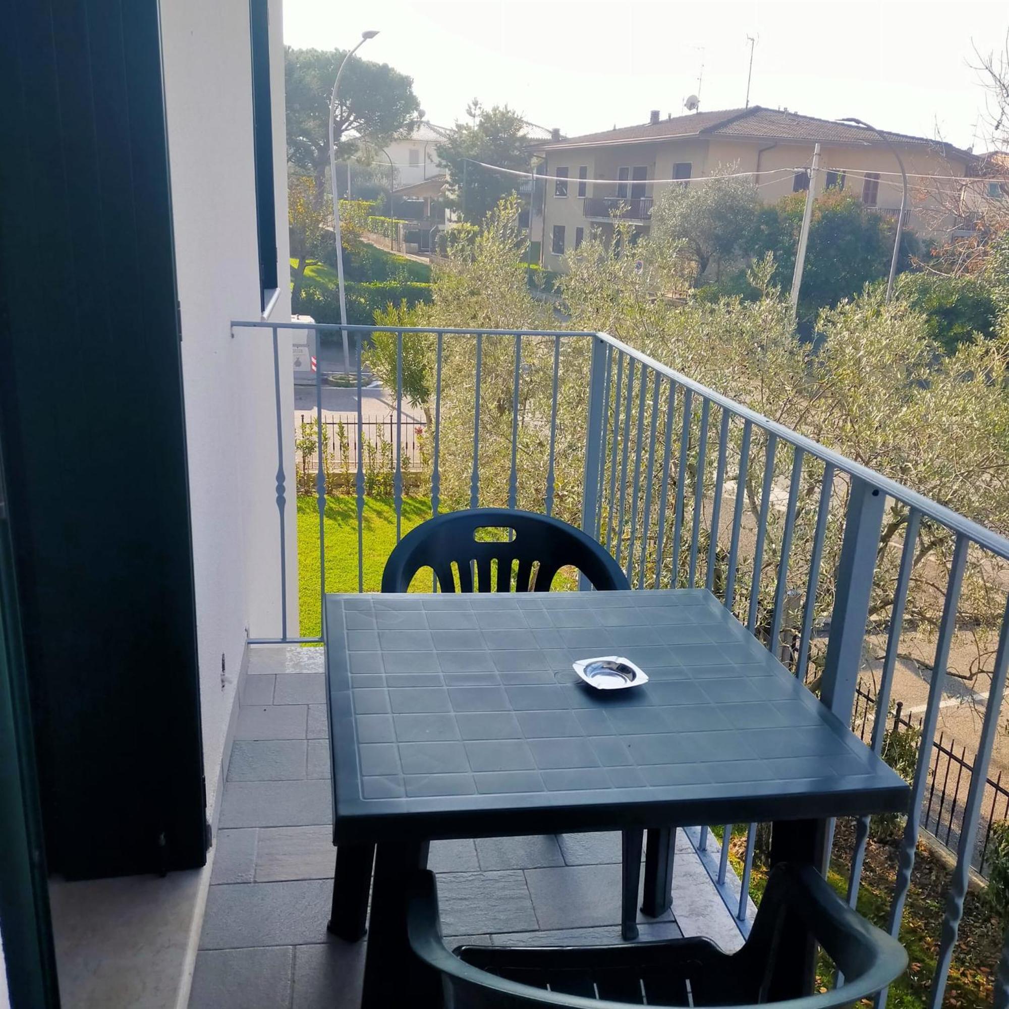 Residence Fiore Rosso Sirmione Chambre photo